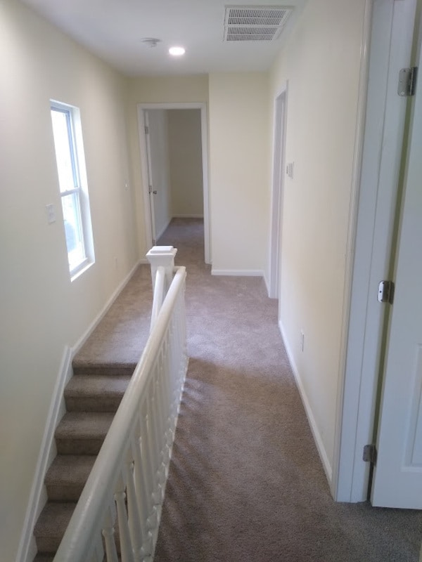 Building Photo - 907 Rugby St