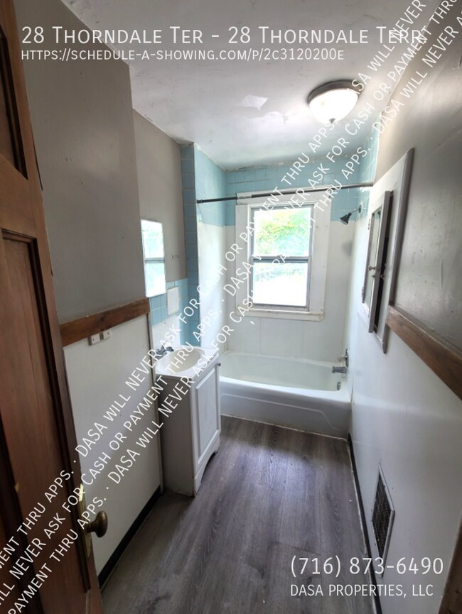 Building Photo - 28 Thorndale Terrace