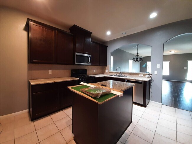 Building Photo - 23322 E Pine Ivy Ln