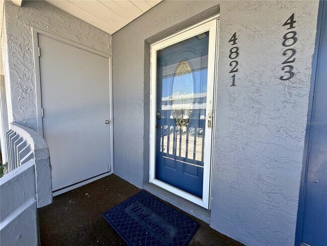 Building Photo - 4821 W McElroy Ave