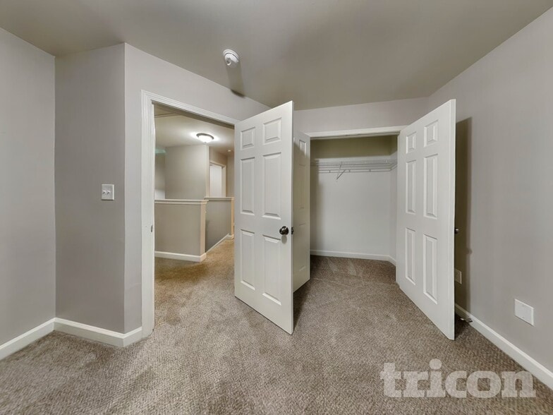 Building Photo - 7167 Marlin St