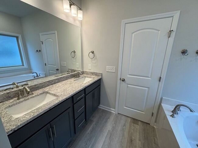 Building Photo - New construction home with move in special!