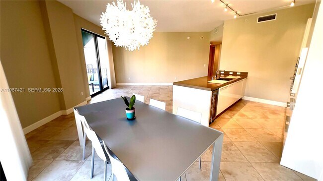 Building Photo - 55 Merrick Wy