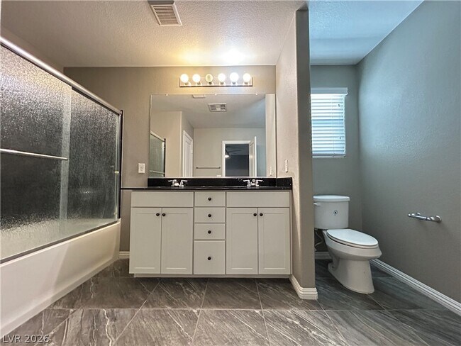 Building Photo - 9841 Colenso Ct