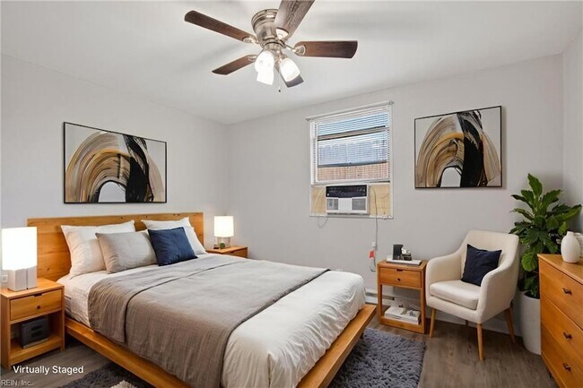 Building Photo - 315 15th St