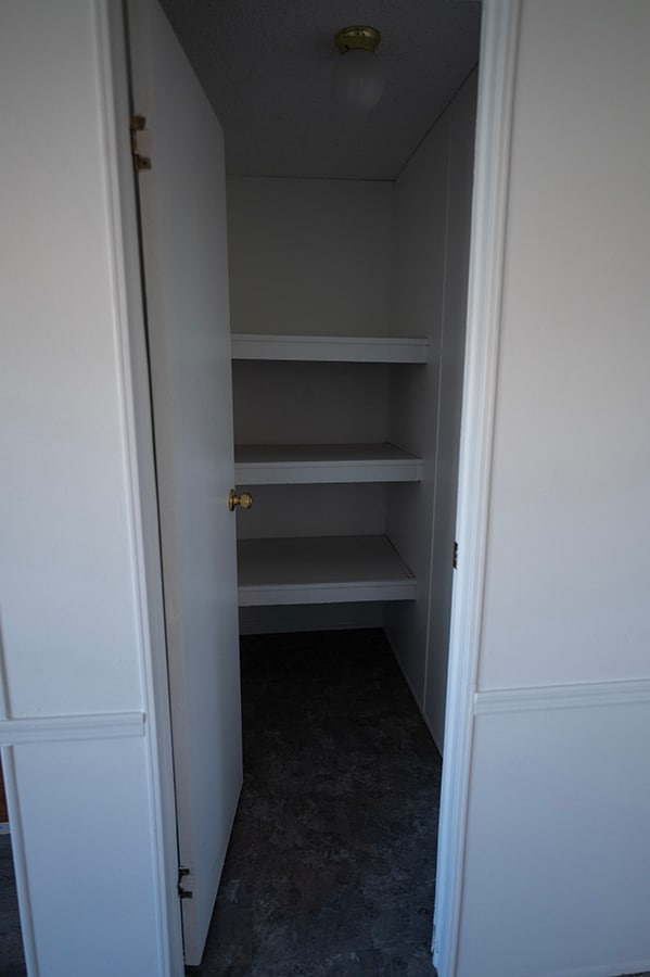 Building Photo - 217 W South Ave