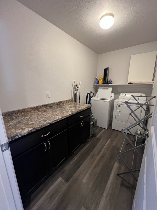 Building Photo - 1716 Kade Ct