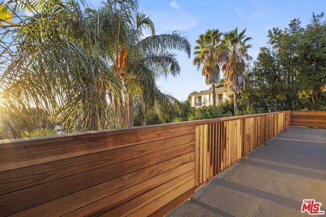 Building Photo - 10941 Cardamine Pl