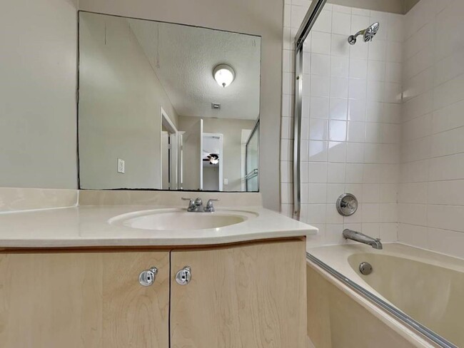 Building Photo - 12751 SW 28th Ct