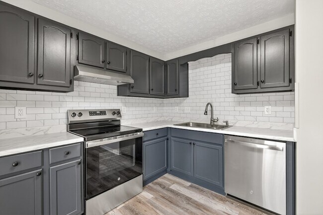 Building Photo - 601 E Grundy St