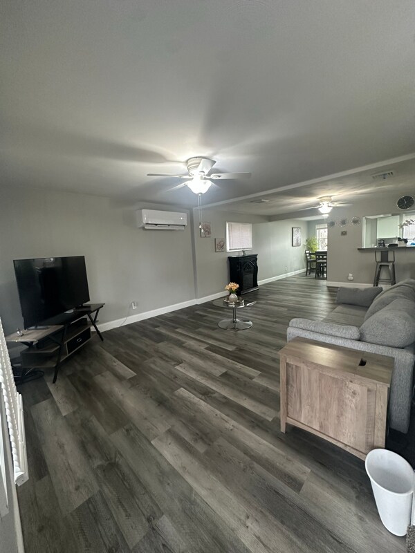 Building Photo - 2922 Pittston Ave