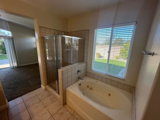 Building Photo - 2753 Stephen Pl