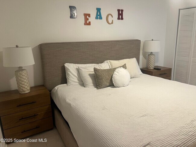 Building Photo - 180 Flagler Ln