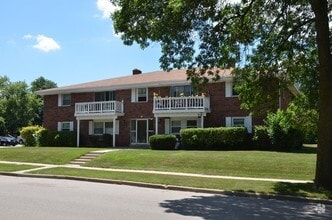 Building Photo - 141 Morris St - 8 Unit