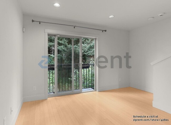 Building Photo - 4108 37th Ave S