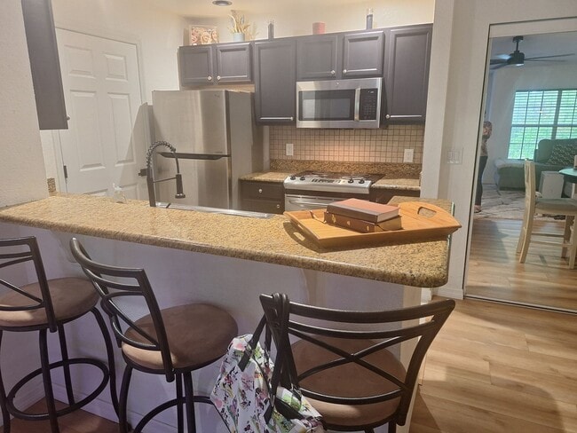 Building Photo - READY SET GO HOME!  REDUCED TO RENT NOW! 3 BEDROOM 2 BATH CONDO! TEXTLINDA PATTI AT 386.837.2882