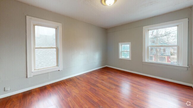 Building Photo - 3344 Seymour Ave