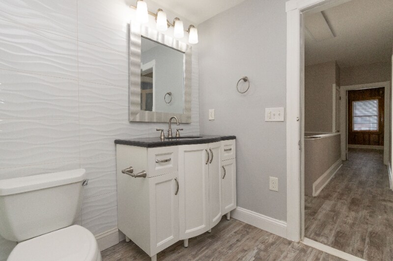 Building Photo - 303 St John St