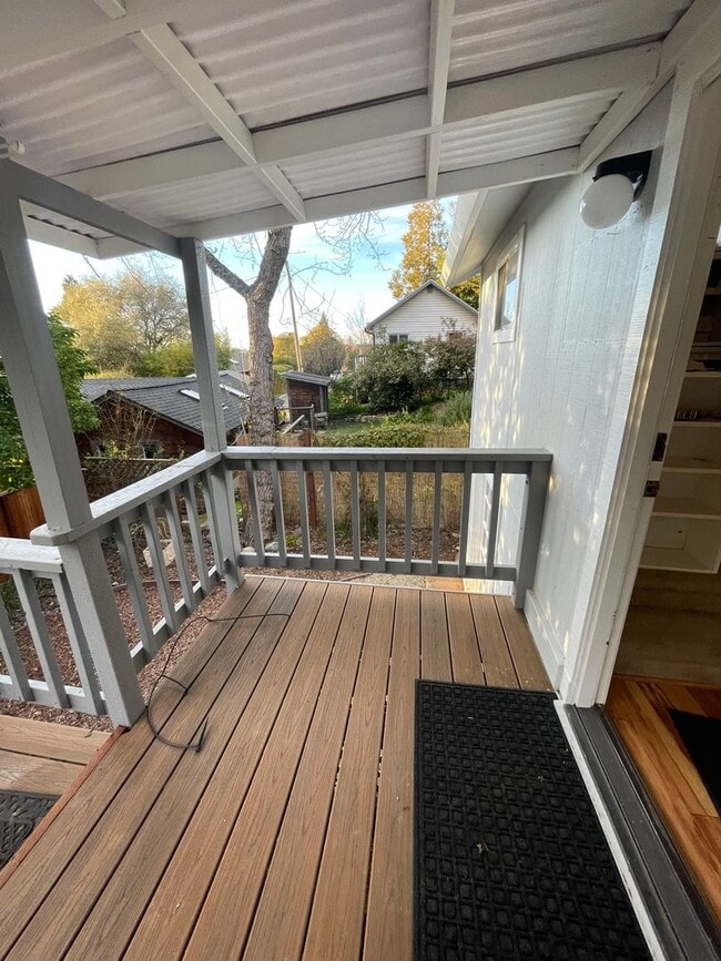 Building Photo - Quaint 2 Bedroom, 1 Bath House: Steps Away from Historic Old Town Auburn