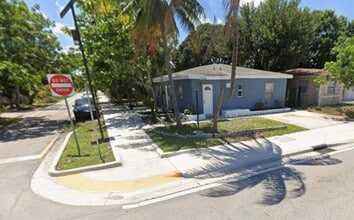 Building Photo - 1501 N Andrews Ave