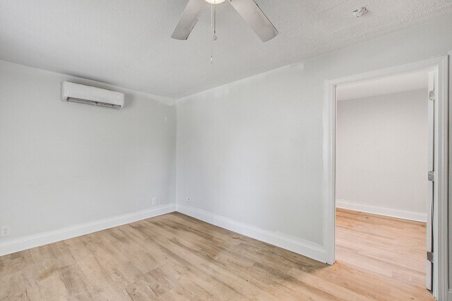 Building Photo - 7221 Patricia Dr
