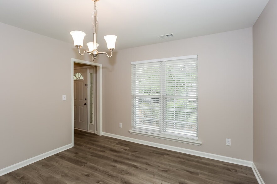 Building Photo - 9152 Eventine Ct