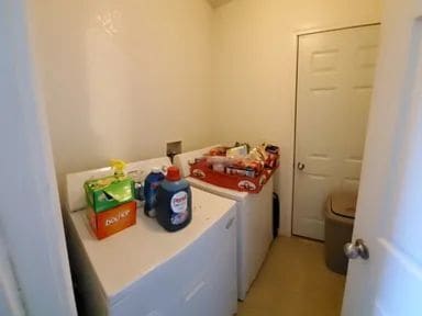 Building Photo - 705 Elliott Ln