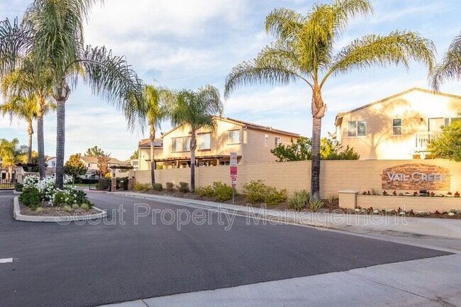 Building Photo - 44699 Springvail Ct