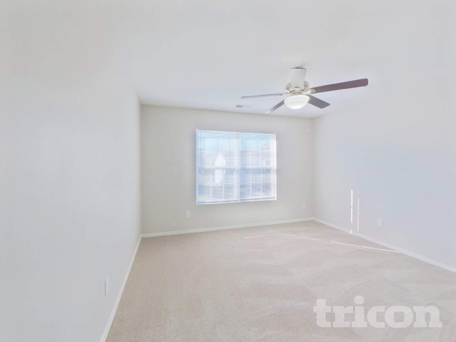 Building Photo - 9821 Bayview Pkwy