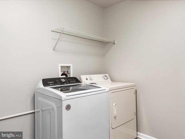 Building Photo - 21 Courtney Cir