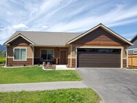 Building Photo - 226 Seven Sisters Dr