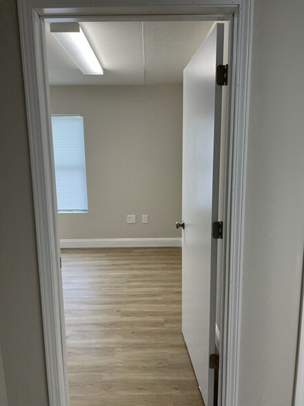 Building Photo - 124 Worthington Dr