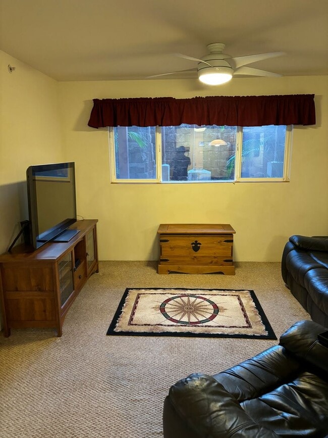 Building Photo - Move-In Ready 2BR/2BA Condo – Fully Furnished, AC, Washer/Dryer, Parking