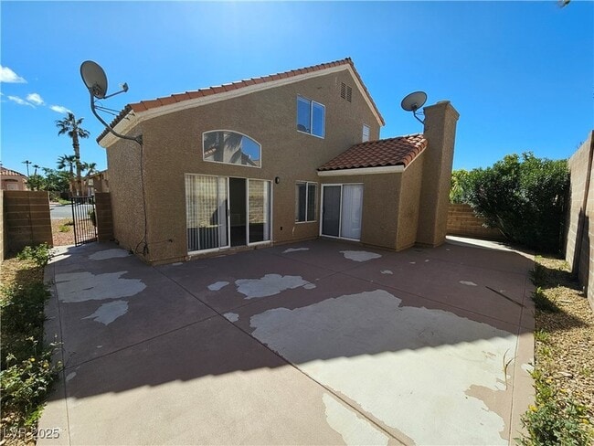 Building Photo - 2705 Kennington Cir