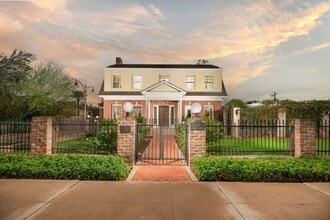 Building Photo - WONDERFUL HISTORIC 5 BED 3 BATH PROPERTY WITH CARRIAGE HOUSE