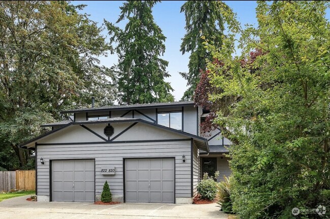 Building Photo - 822 141st Pl SE