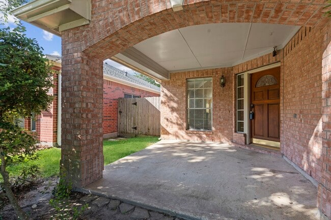 Building Photo - 10415 Courtley St