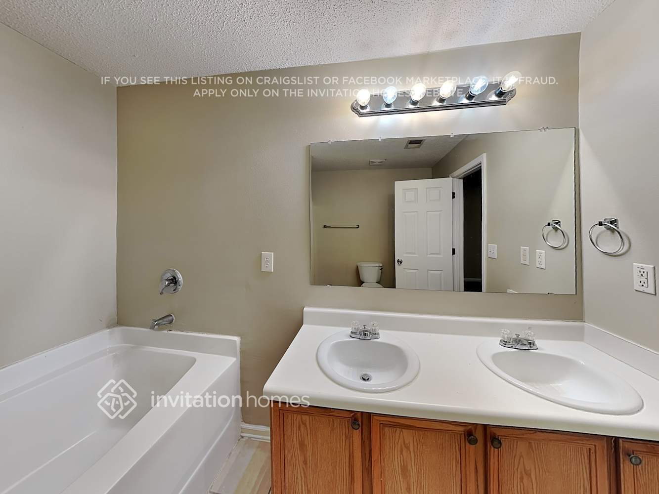 Building Photo - 3105 Pebble Creek Ln