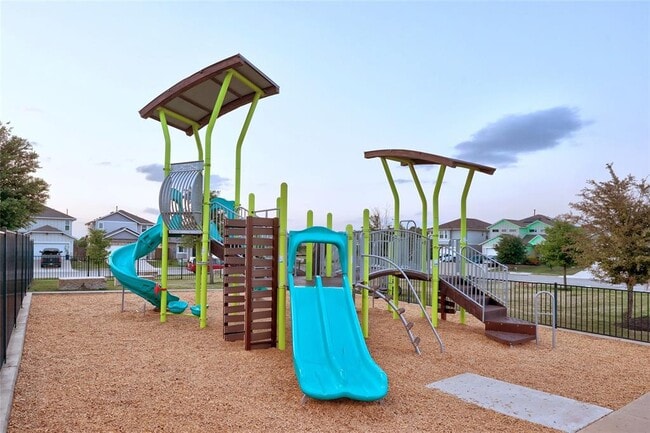 Building Photo - 6402 Moncrieff Dr