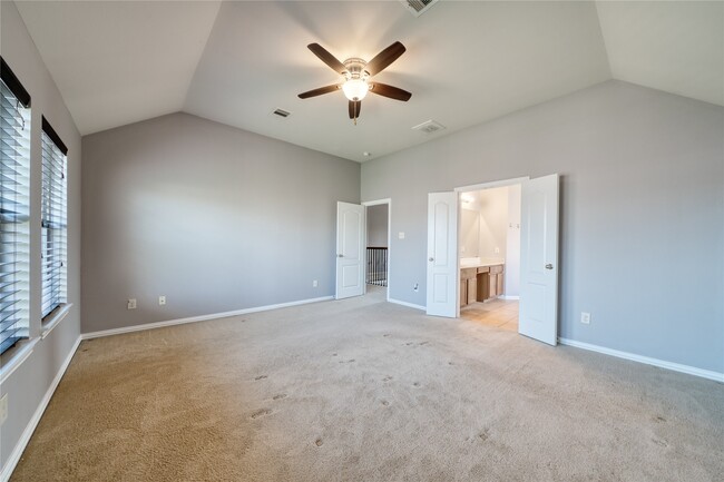 Building Photo - 4818 Seabird St