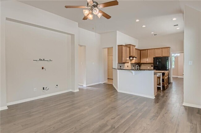 Building Photo - 2596 Santa Barbara Loop