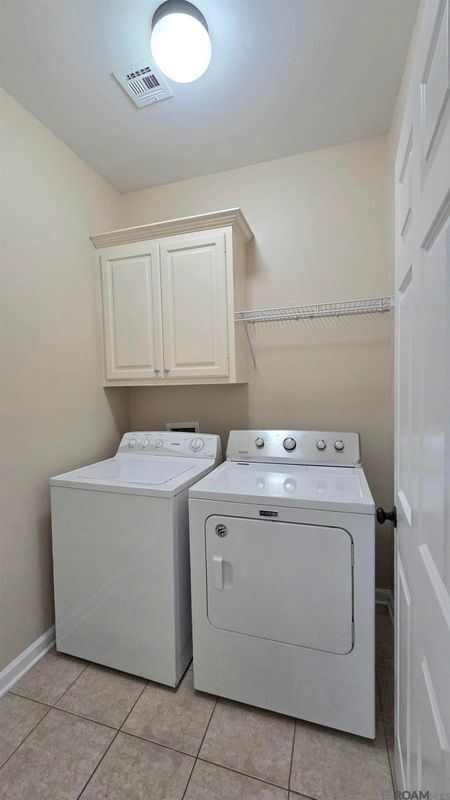 Building Photo - 2934 Nicholson Lake Dr