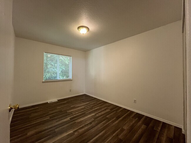 Building Photo - 12303 SE Holgate Blvd