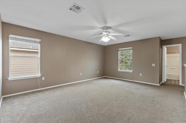 Building Photo - 5621 Abby Ann Ln