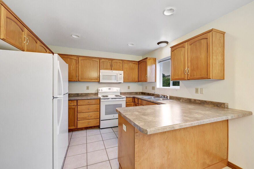 Building Photo - 212 Cavil Way