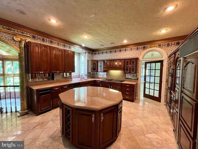 Building Photo - 7808 Hill House Ct