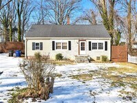 Building Photo - 3872 Leo St