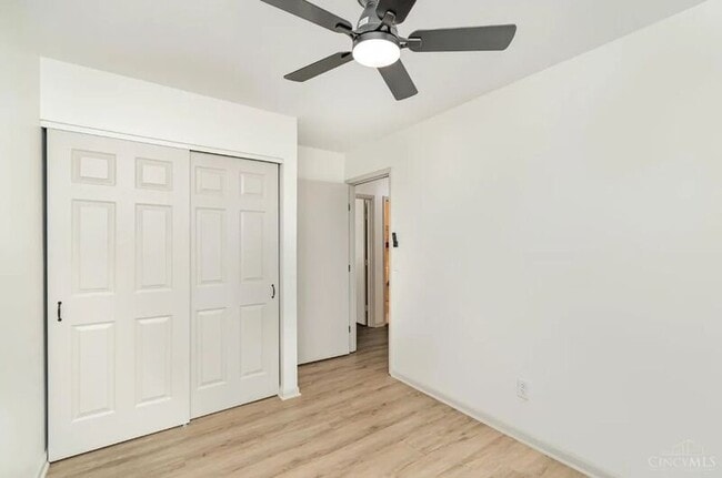 Building Photo - 6055 Tridale Ct