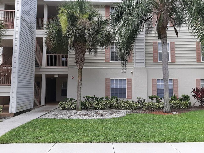 Building Photo - 1769 Four Mile Cove Pkwy