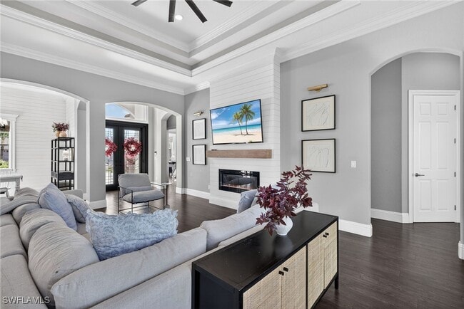 Building Photo - 24920 Divot Dr